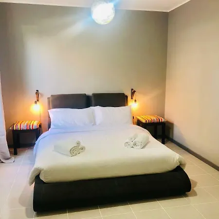 ゲストハウス 296